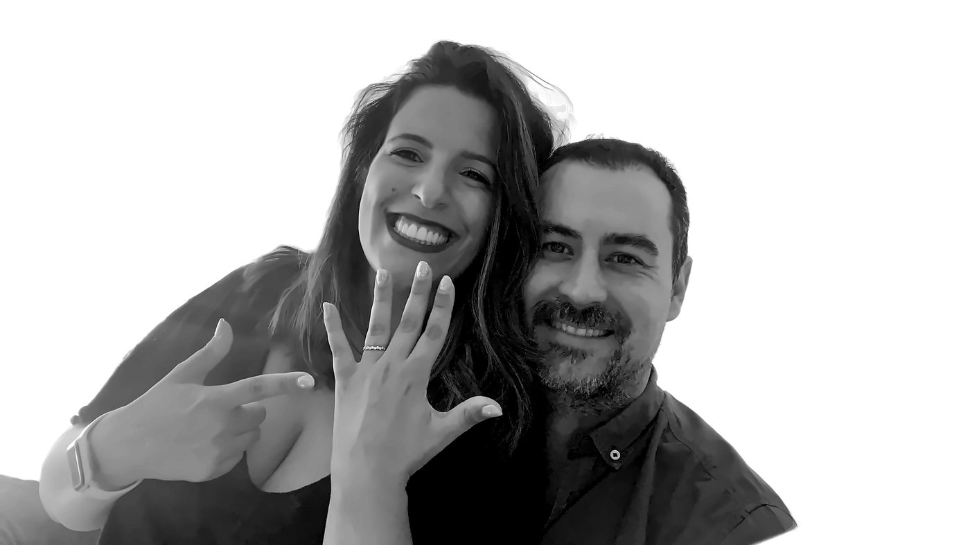 Sofia e Pedro com o anel